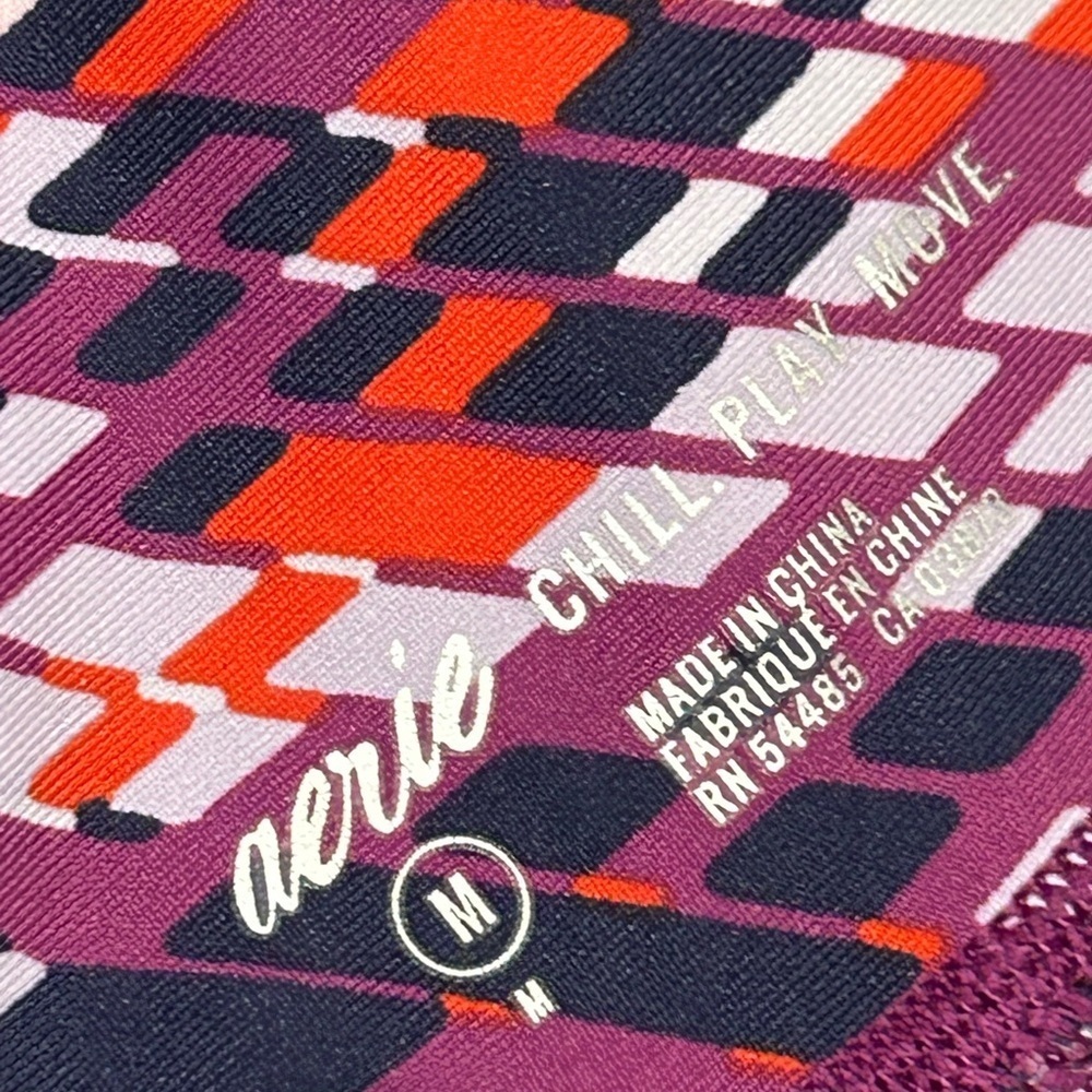 Colorful Geometric Pattern Leggings - Picture 5 of 6
